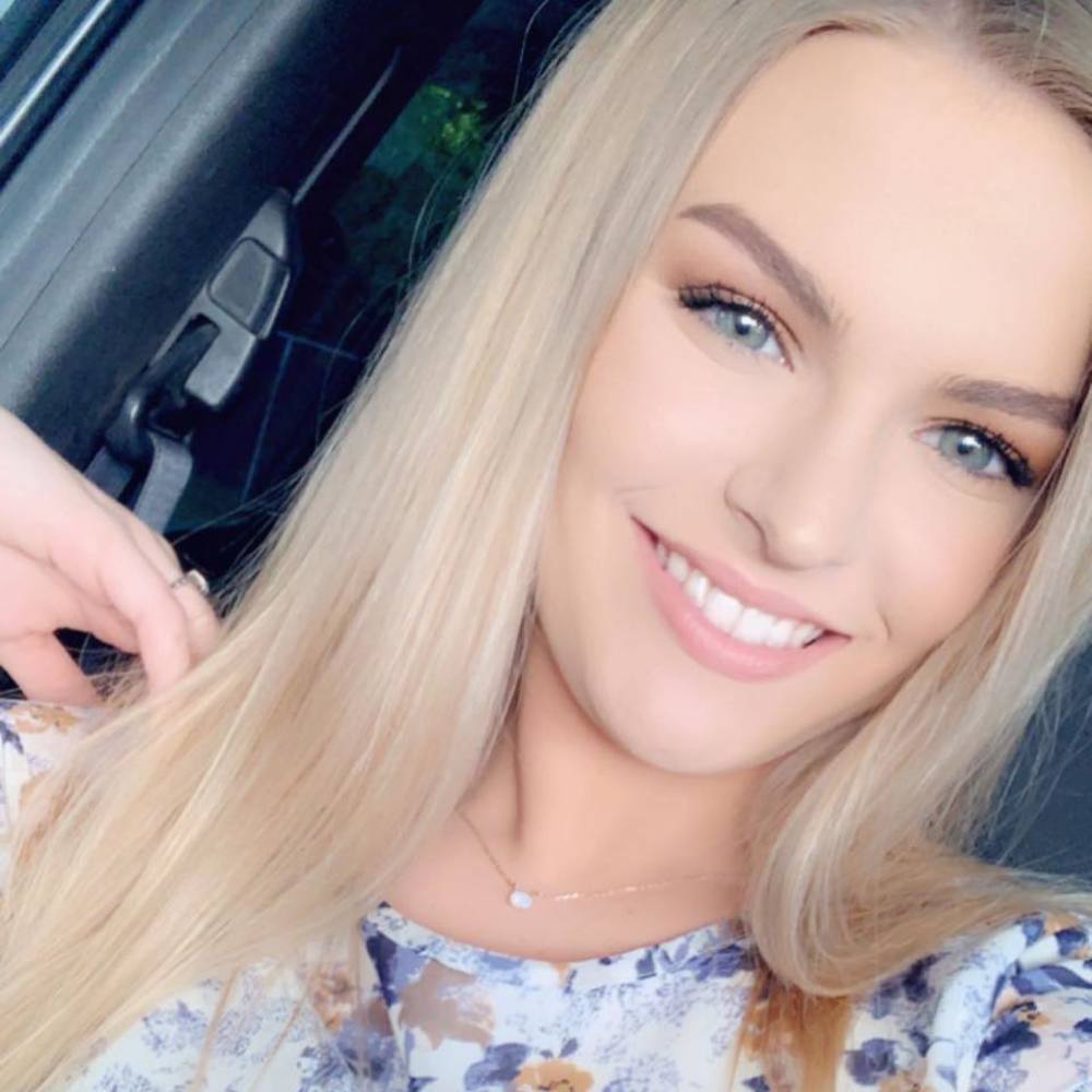 Meet your Posher, Logan